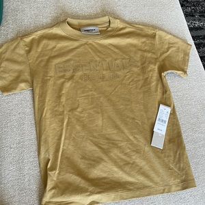 Essentials tshirt
